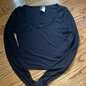 cropped black long sleeve top